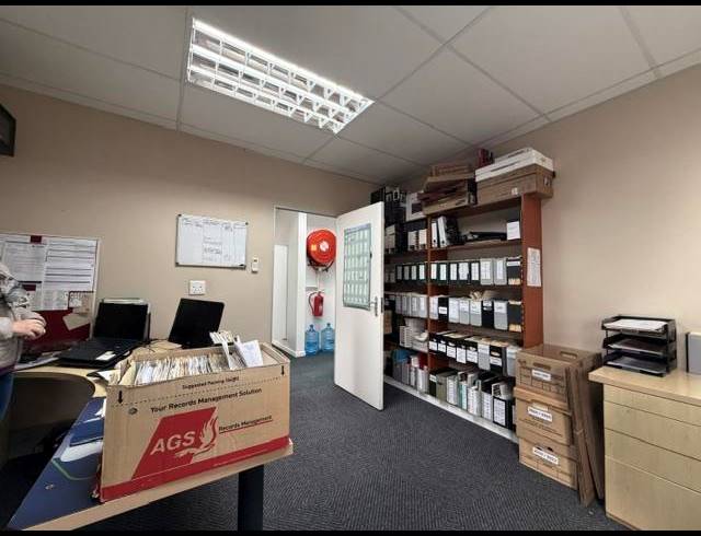 BUSINESS PROPERTY TO RENT IN WALMER